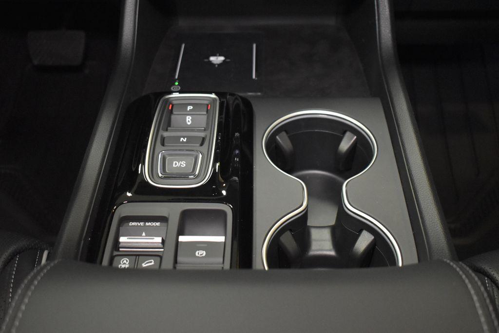 new 2025 Honda Pilot car, priced at $54,575