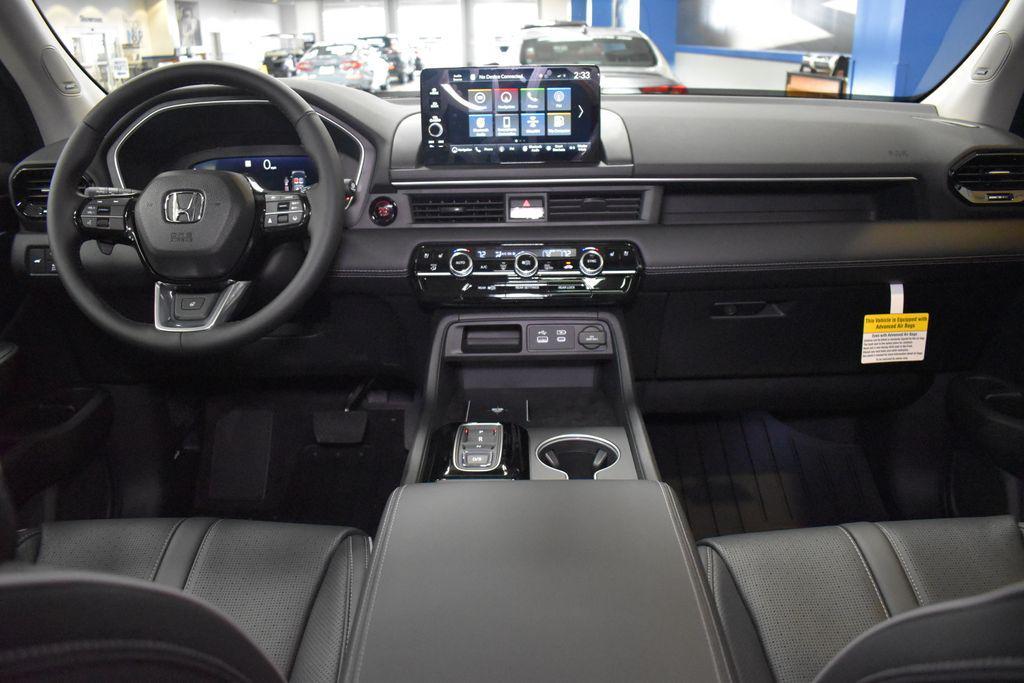 new 2025 Honda Pilot car, priced at $54,575