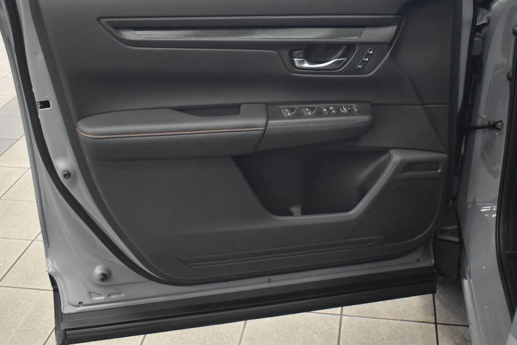 new 2026 Honda CR-V Hybrid car, priced at $40,180