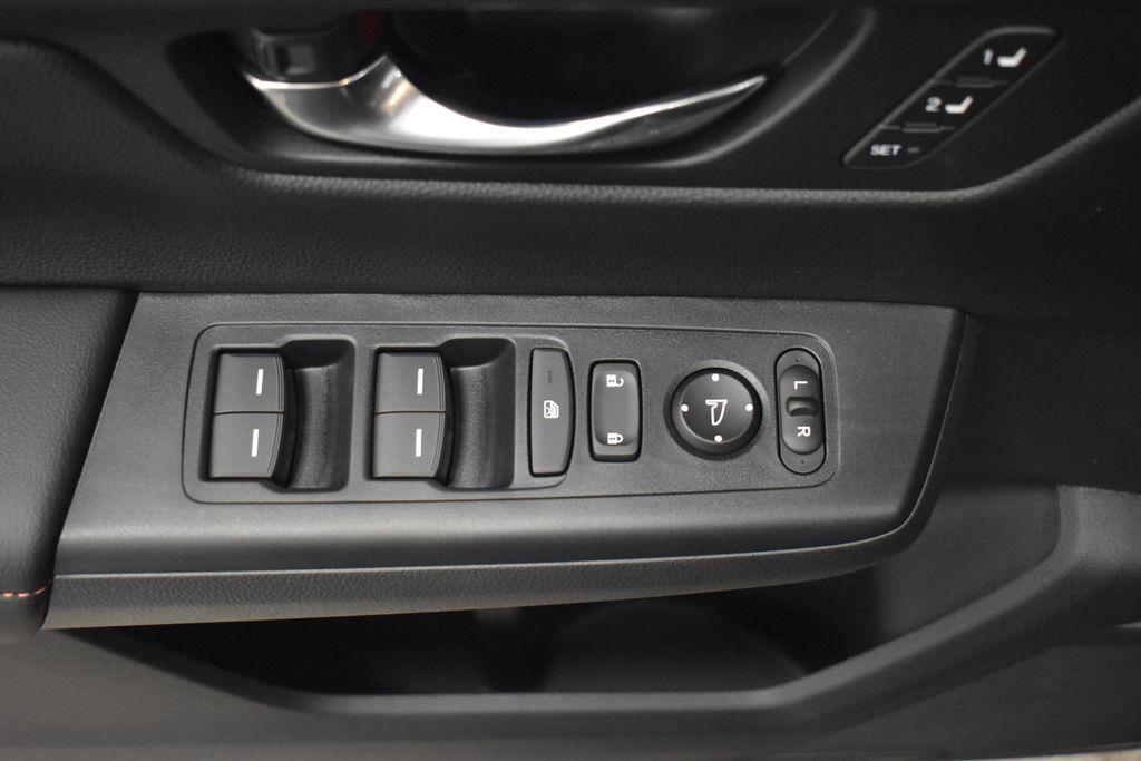 new 2026 Honda CR-V Hybrid car, priced at $40,180