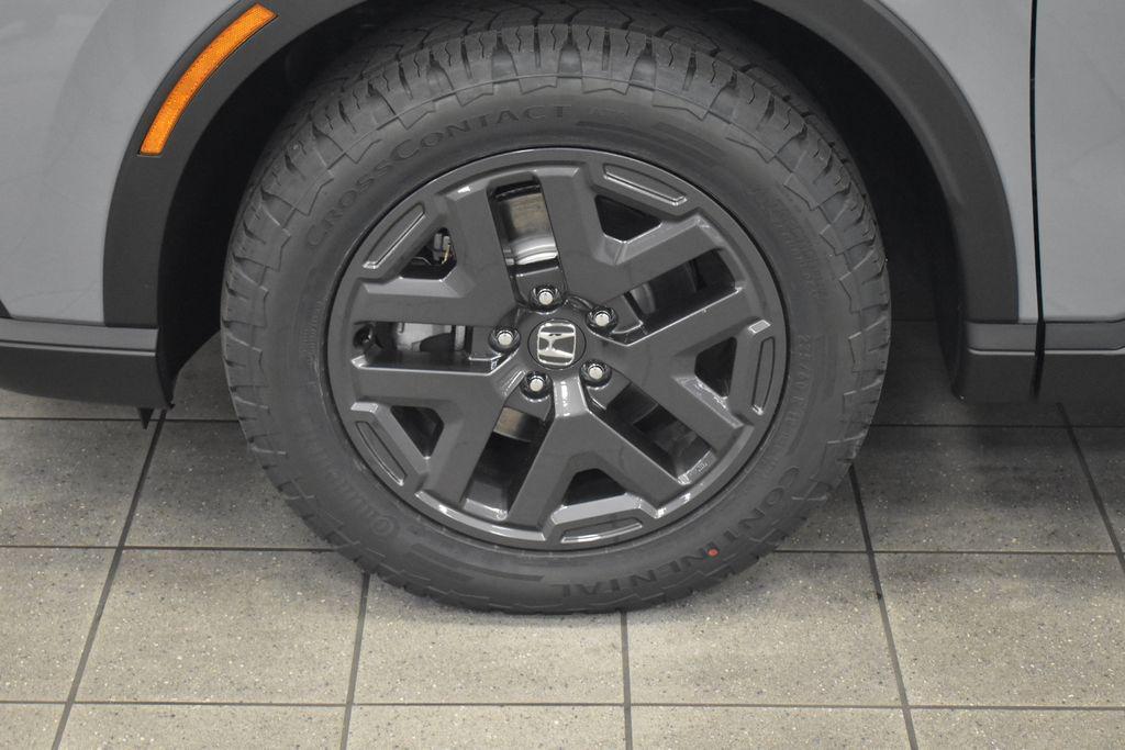 new 2026 Honda CR-V Hybrid car, priced at $38,855