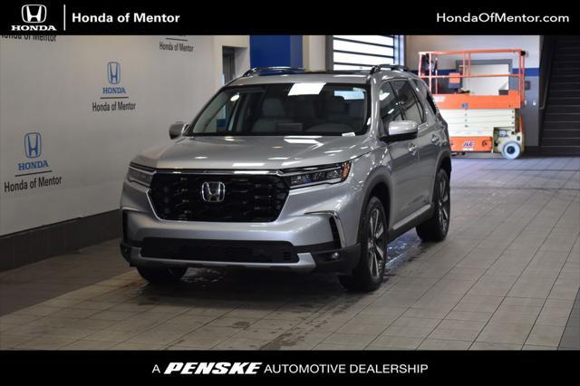 new 2025 Honda Pilot car, priced at $50,995