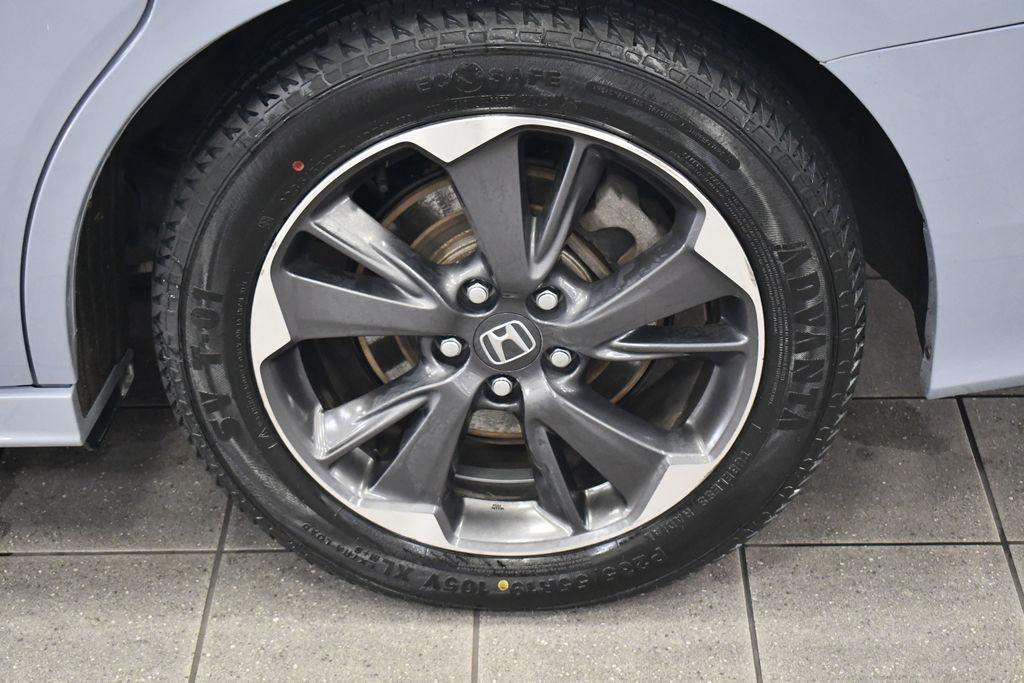 used 2023 Honda Odyssey car, priced at $40,550