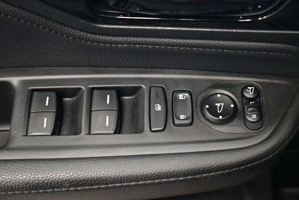 used 2023 Honda Odyssey car, priced at $40,550