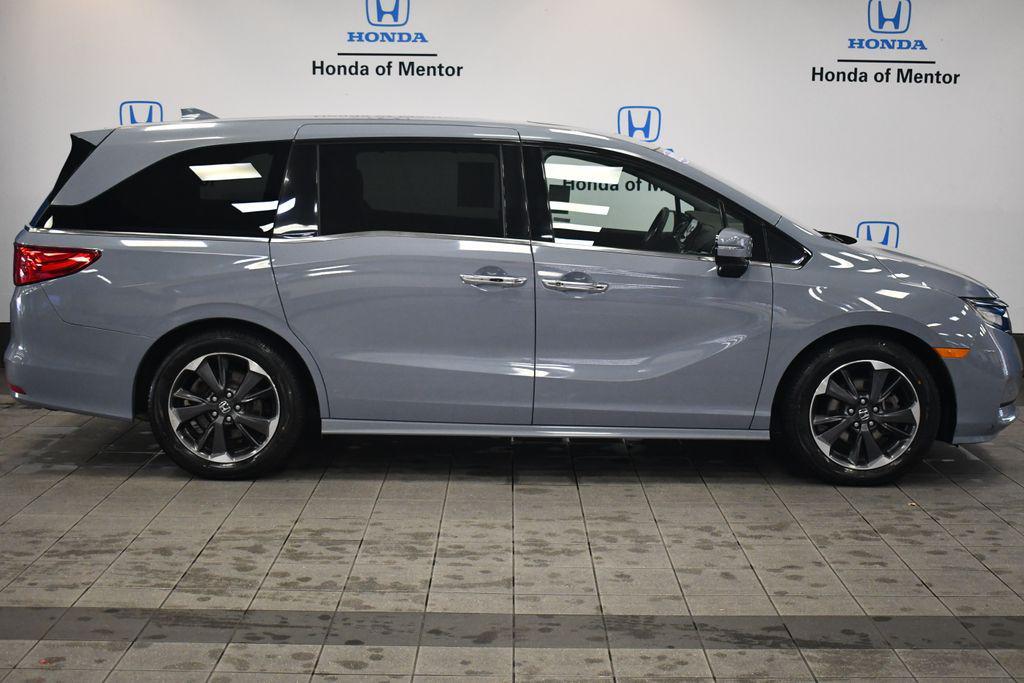 used 2023 Honda Odyssey car, priced at $40,550