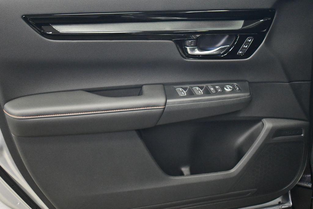 new 2026 Honda CR-V Hybrid car, priced at $40,950