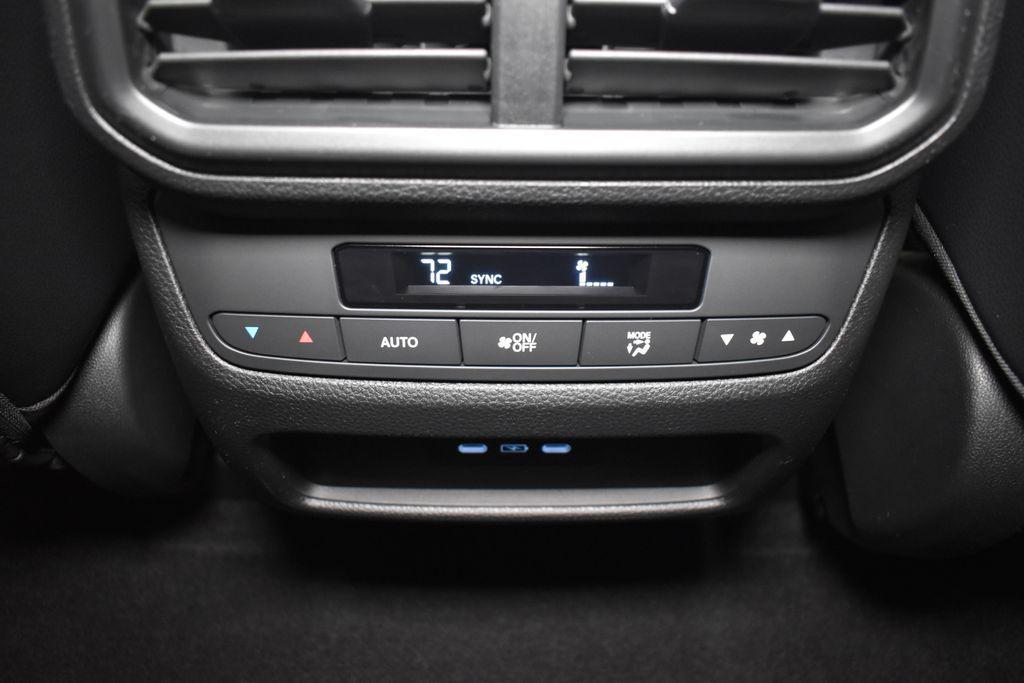 new 2025 Honda Pilot car, priced at $47,545