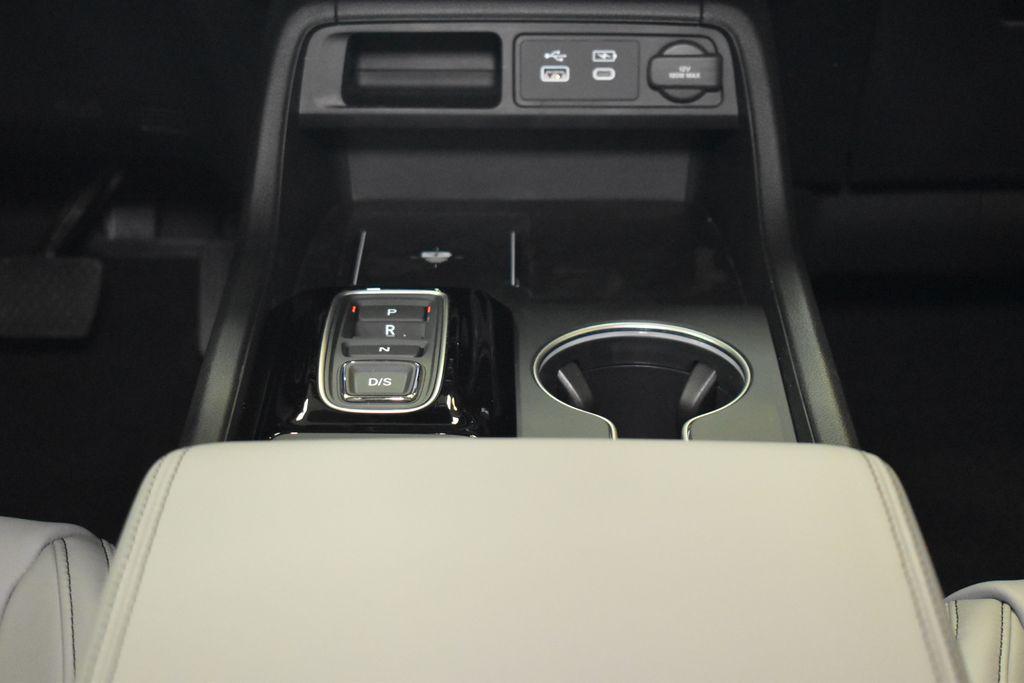 new 2025 Honda Pilot car, priced at $47,545