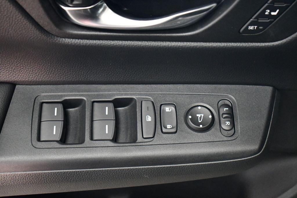 new 2026 Honda CR-V Hybrid car, priced at $39,725