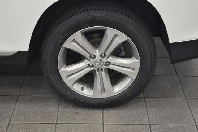 used 2013 Toyota Highlander car, priced at $13,950