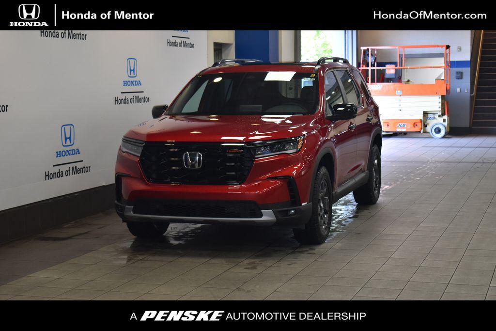 new 2025 Honda Pilot car, priced at $48,500