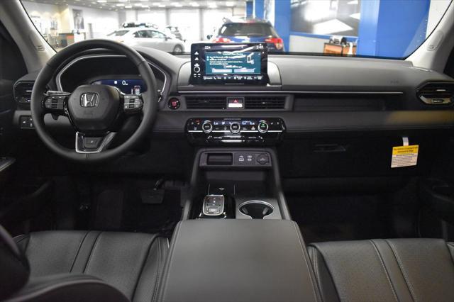 new 2025 Honda Pilot car, priced at $50,780