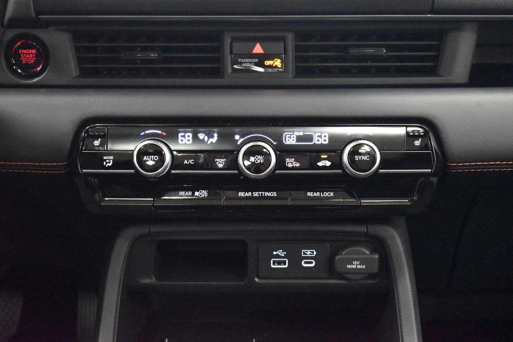 new 2025 Honda Pilot car, priced at $51,350