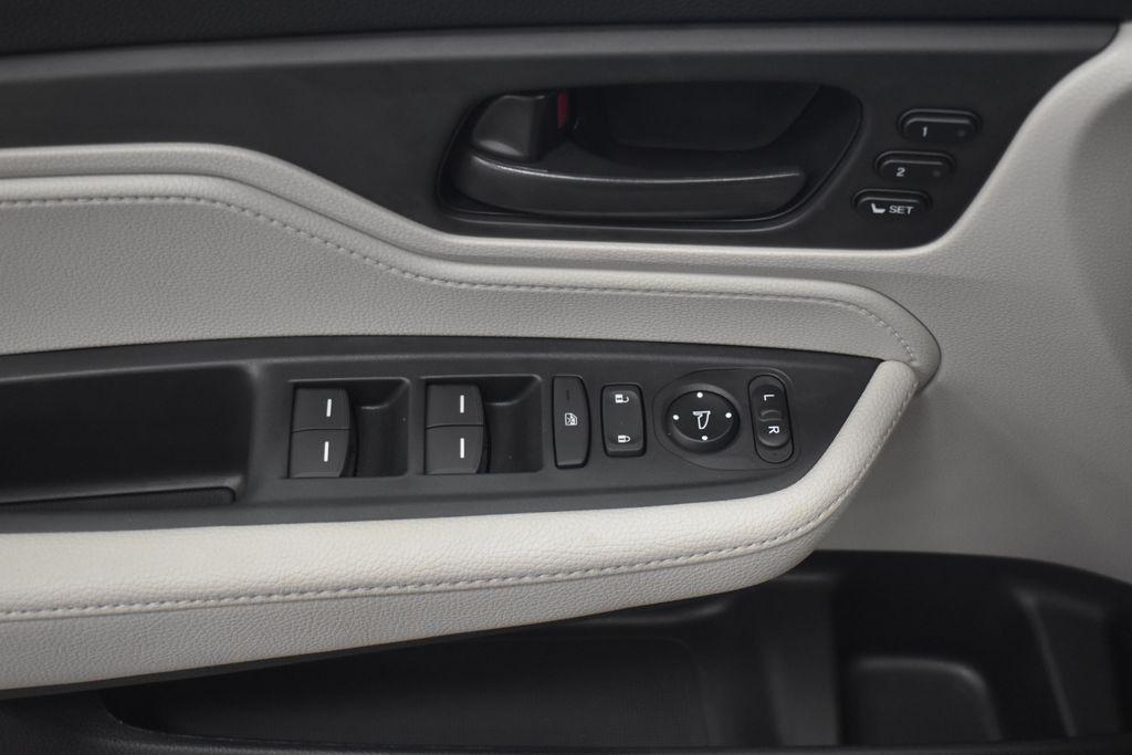 new 2026 Honda Odyssey car, priced at $42,205