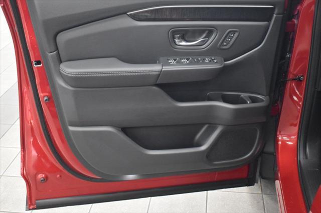 new 2025 Honda Pilot car, priced at $52,985