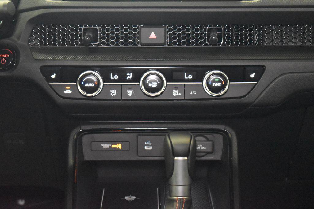 new 2026 Honda CR-V Hybrid car, priced at $39,725