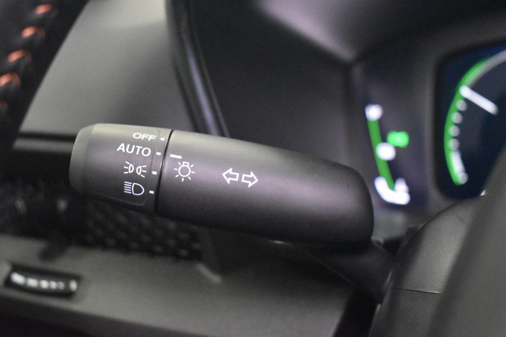 new 2026 Honda CR-V Hybrid car, priced at $39,725