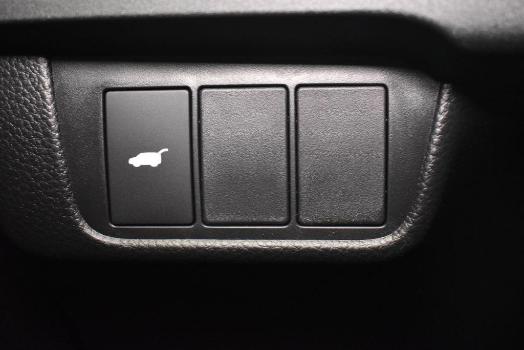 new 2026 Honda CR-V Hybrid car, priced at $39,725