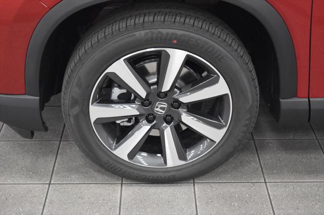new 2025 Honda Pilot car, priced at $51,405