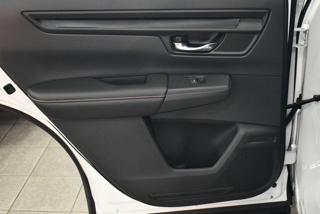 new 2026 Honda CR-V Hybrid car, priced at $37,385