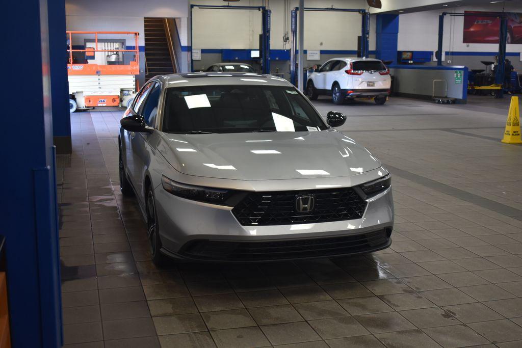 new 2025 Honda Accord Hybrid car, priced at $33,450