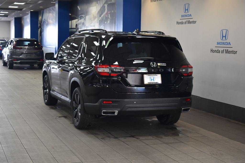 new 2025 Honda Pilot car, priced at $56,030
