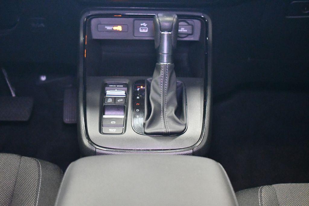used 2024 Honda CR-V car, priced at $31,950
