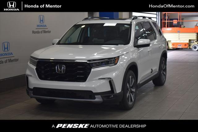 new 2025 Honda Pilot car, priced at $50,235