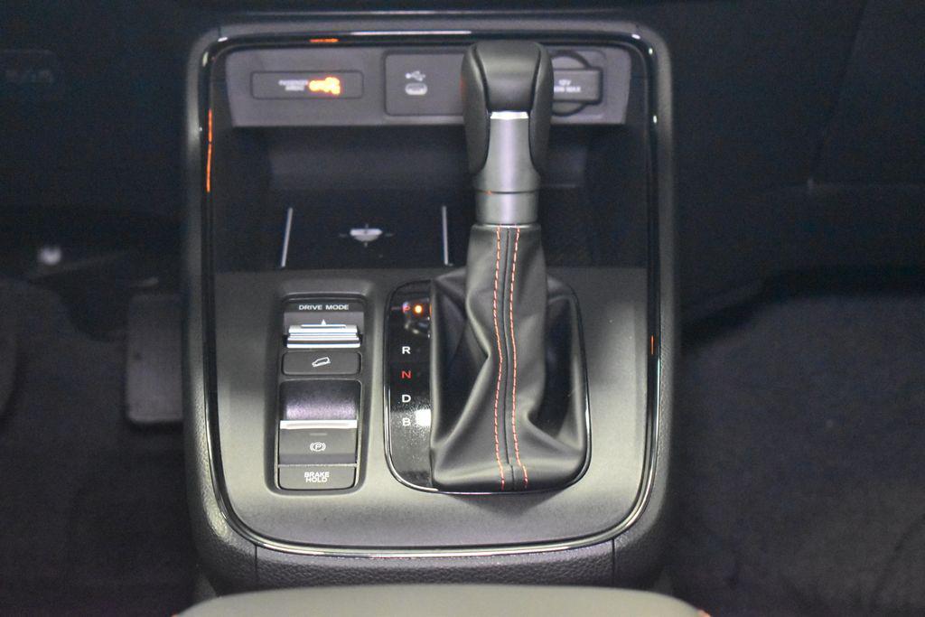 new 2026 Honda CR-V Hybrid car, priced at $38,400