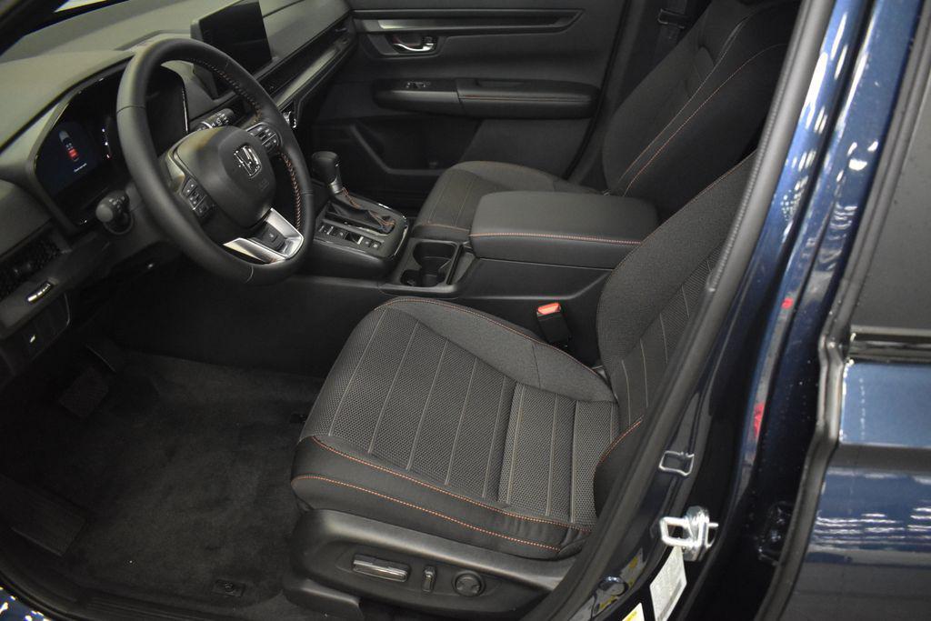 new 2026 Honda CR-V Hybrid car, priced at $38,400