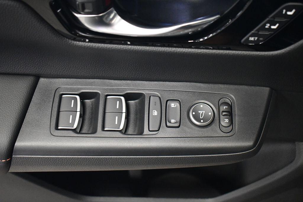 new 2026 Honda CR-V Hybrid car, priced at $40,950