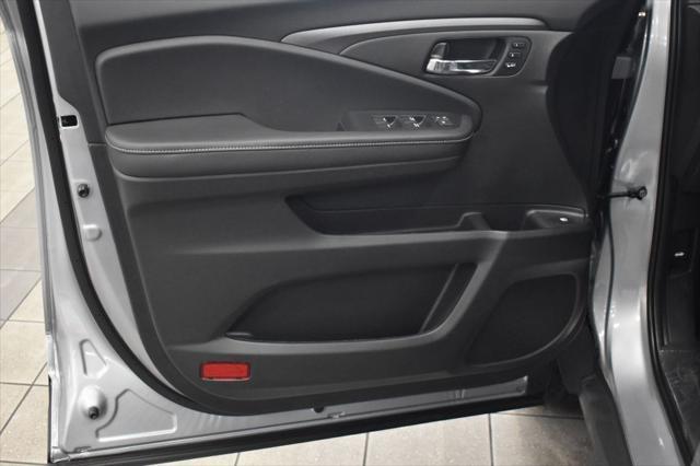 new 2025 Honda Ridgeline car, priced at $46,330