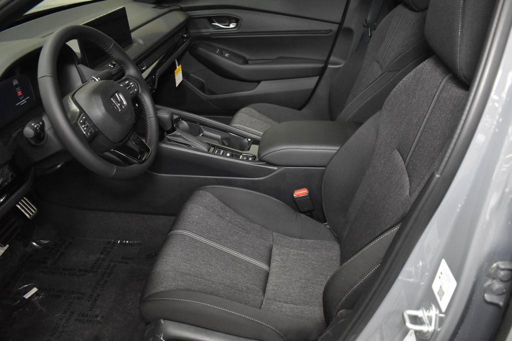 new 2025 Honda Accord Hybrid car, priced at $35,305