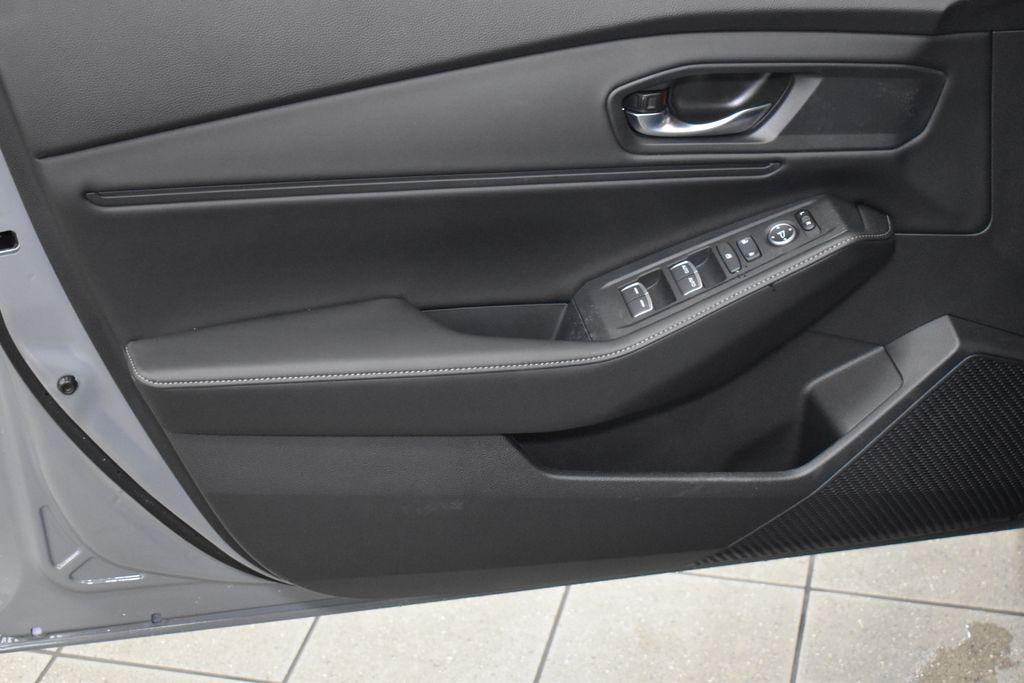 new 2025 Honda Accord Hybrid car, priced at $35,305