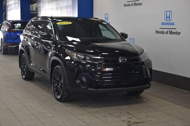 used 2019 Toyota Highlander car, priced at $23,550