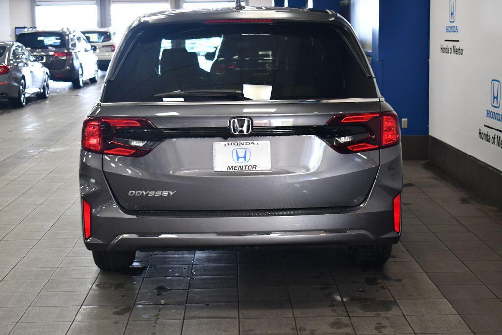 new 2026 Honda Odyssey car, priced at $42,205