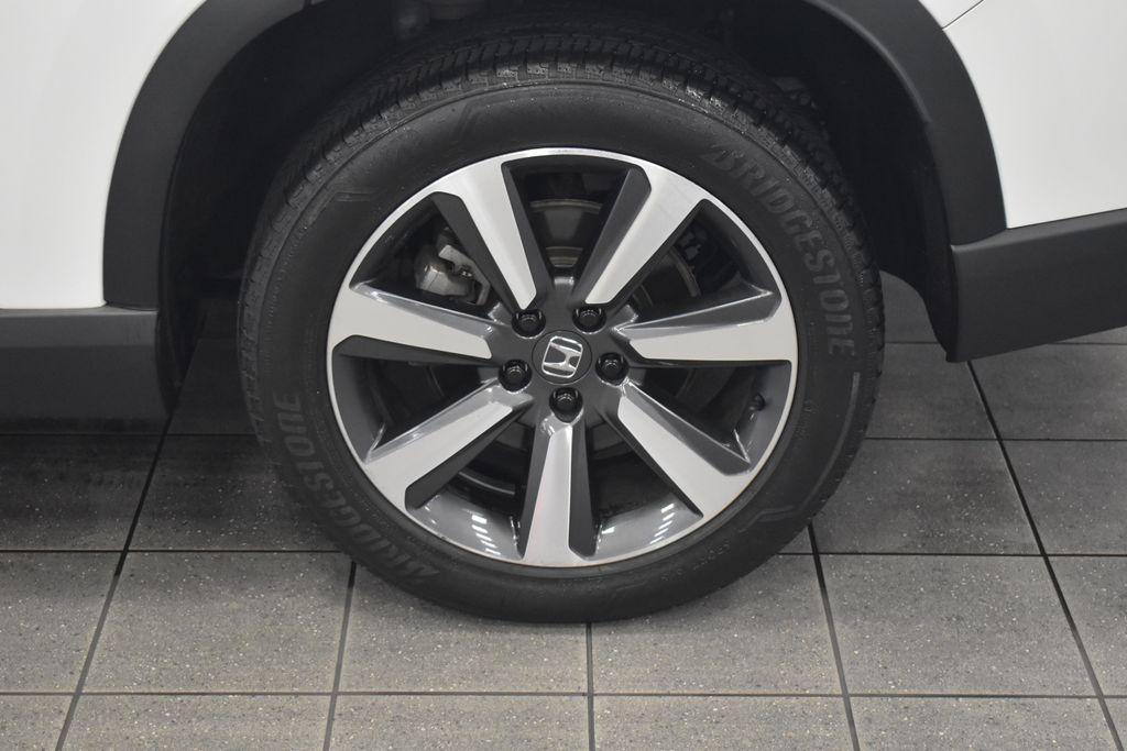 used 2023 Honda Pilot car, priced at $43,950