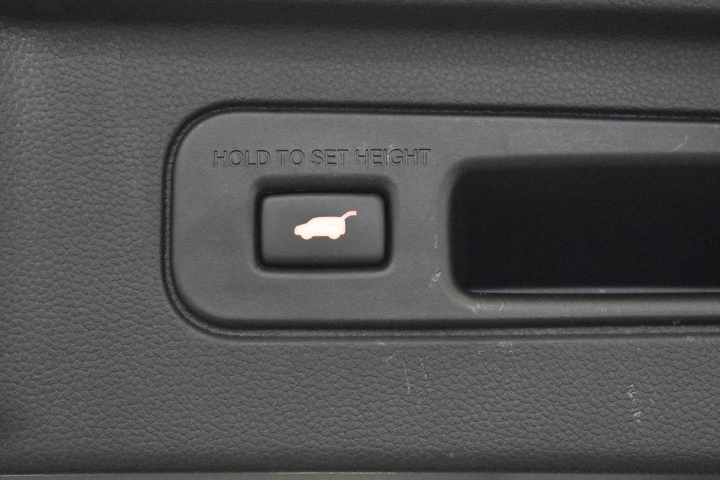 used 2023 Honda Pilot car, priced at $43,950