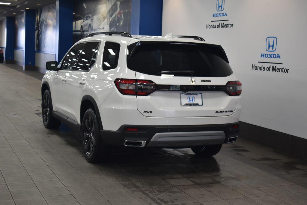 new 2025 Honda Pilot car, priced at $56,530