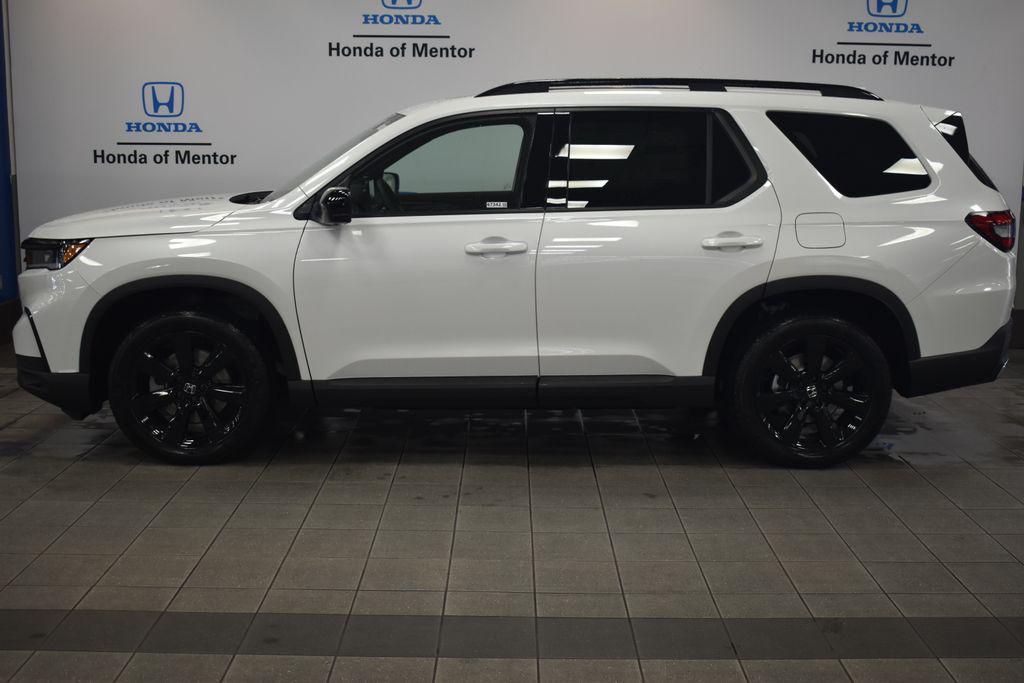 new 2025 Honda Pilot car, priced at $56,530