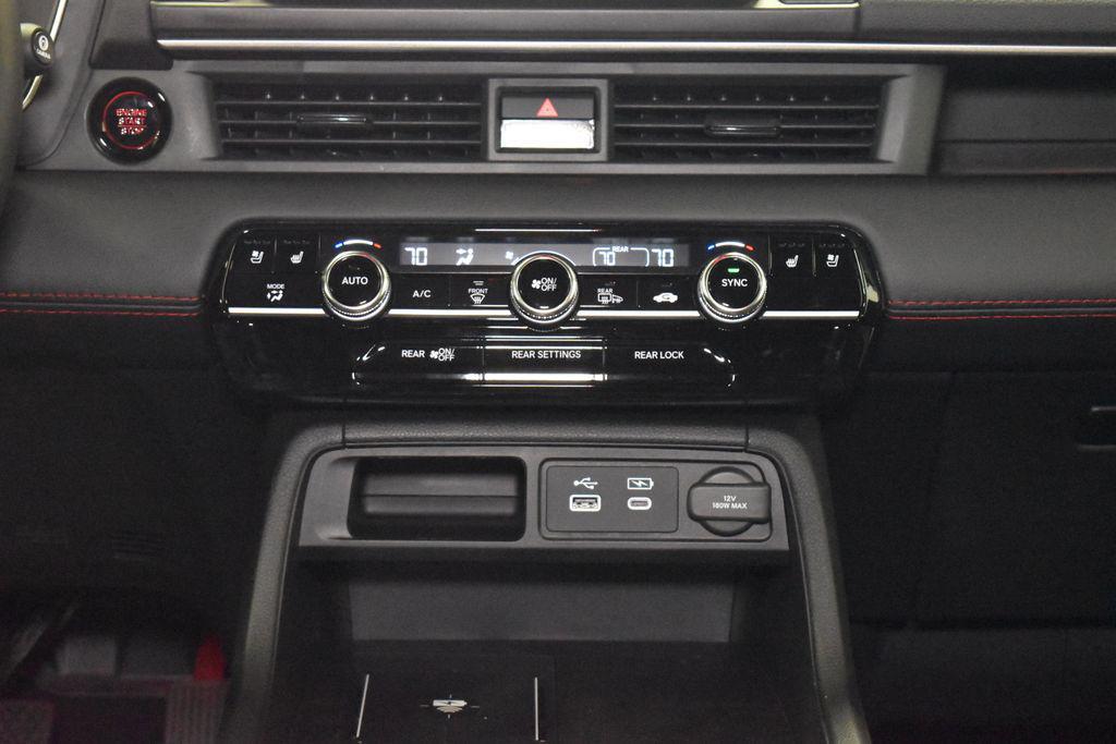 new 2025 Honda Pilot car, priced at $56,530