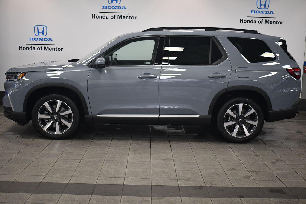 new 2025 Honda Pilot car, priced at $48,985