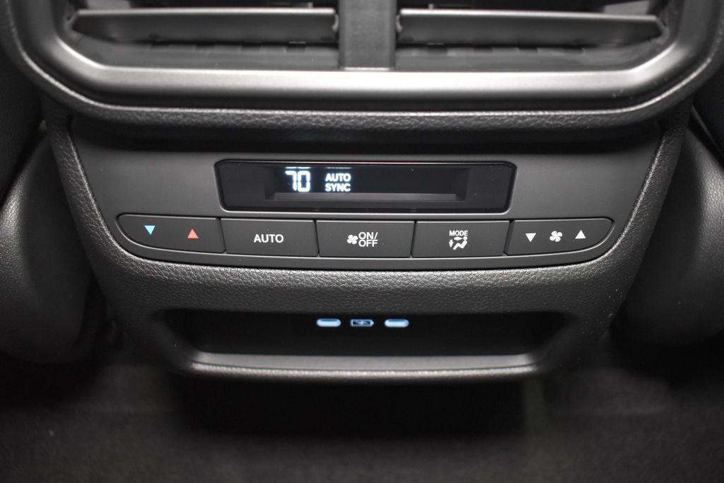 new 2025 Honda Pilot car, priced at $48,985