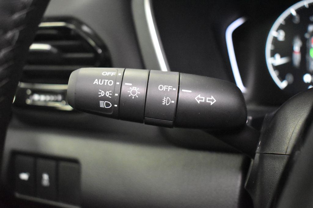 new 2025 Honda Pilot car, priced at $48,985