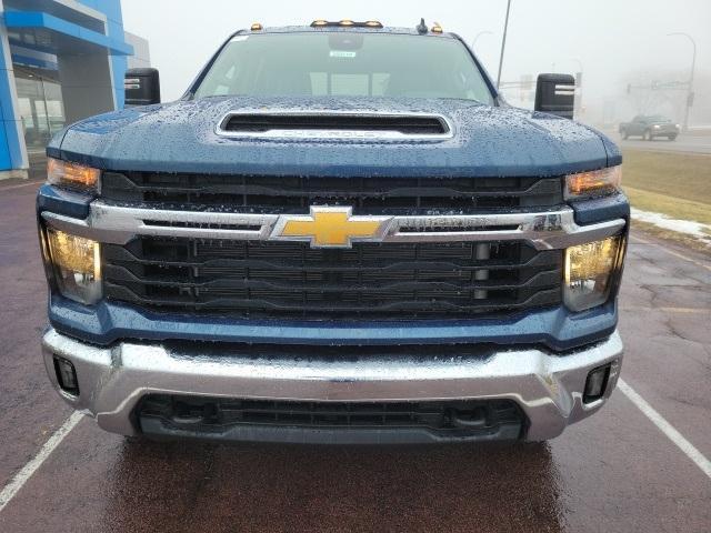 new 2025 Chevrolet Silverado 3500 car, priced at $61,162