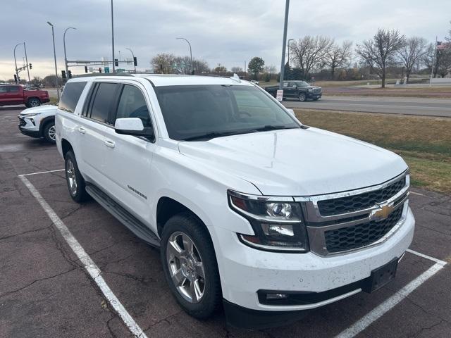 used 2016 Chevrolet Suburban car, priced at $25,599