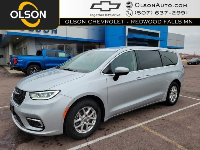 used 2023 Chrysler Pacifica car, priced at $25,899