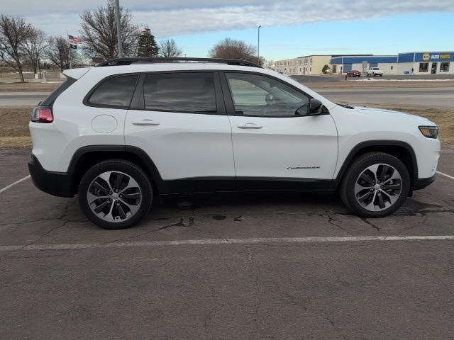 used 2022 Jeep Cherokee car, priced at $24,199