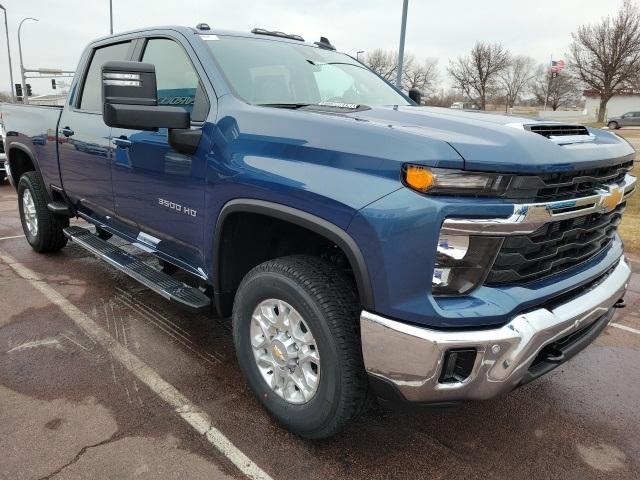 new 2025 Chevrolet Silverado 3500 car, priced at $70,747