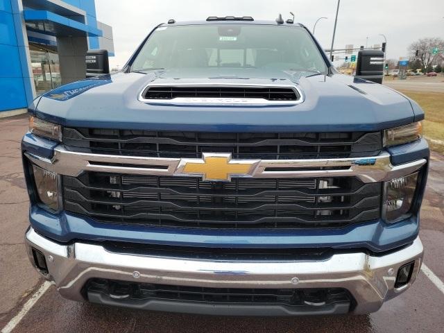 new 2025 Chevrolet Silverado 3500 car, priced at $70,747